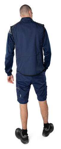 129539-540-F540_modelback01.png