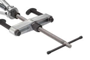 1.37/2 silindripuksi tõmmits koos vastutoega