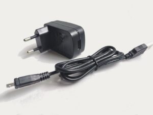 Flash/Giga kiirlaadija USB-ga