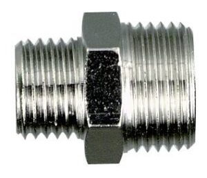 Topeltkeermega adapter